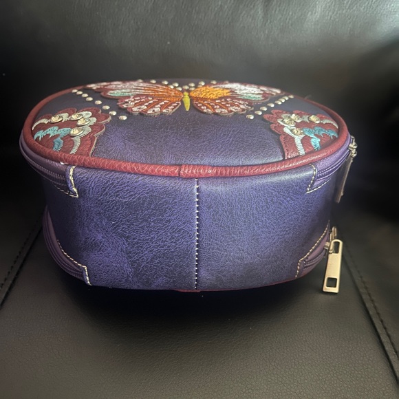 Purple Round Bag with Butterfly Design - Picture 2 of 6